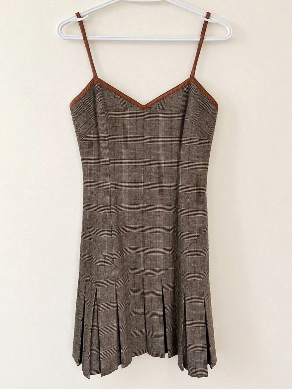 VTG Y2K Bebe Brown Plaid Pleated Mini Dress Size 4 Cosplay